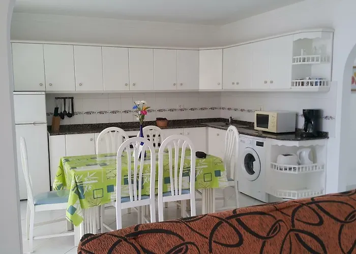 Viviendas Vistas * Puerto del Carmen (Lanzarote)